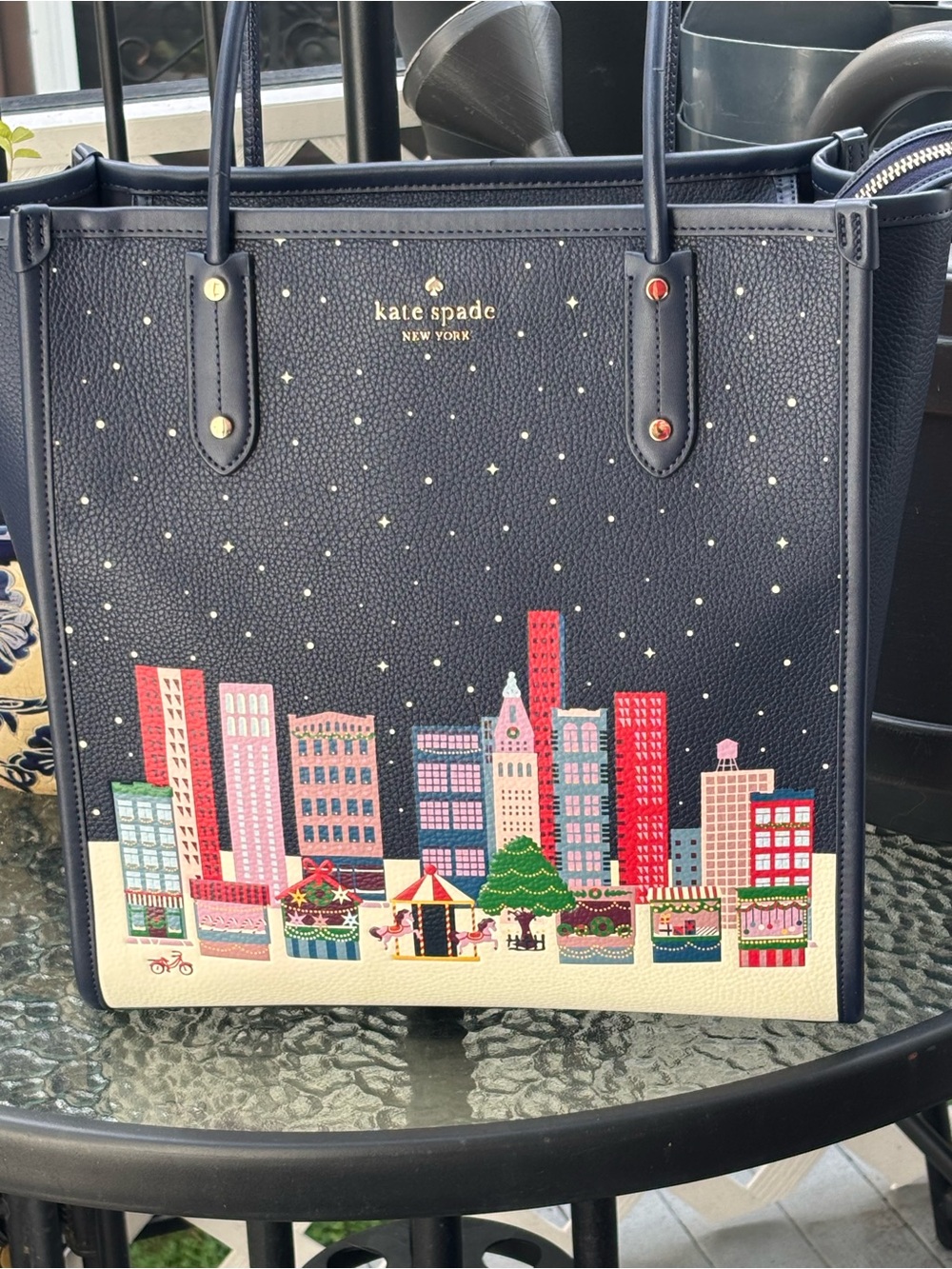 kate spade New York winter wonders large Christmas Cityscape Novelty Print Tote